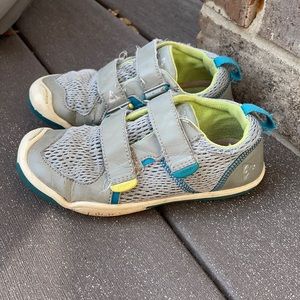 PLAE kids size 1
